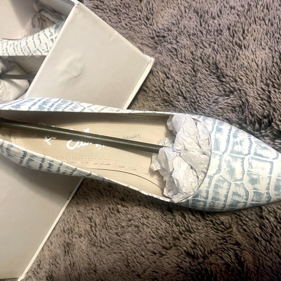 💯% Authentic Alice+Olivia Dina Snakeskin Pumps/Heels- 37.5= 6 1/2 - Picture 3 of 7